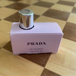 ❤️SOLD ON MERCARI❤️PRADA TENDRE WOMENS EAU de PARFUM MINI .2 fl oz (7ml)